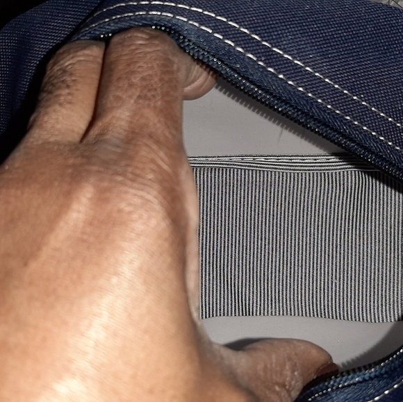 Timberland Travel Kit 2 blue Tan sold  @two Blue travel bags avaible - Picture 5 of 6